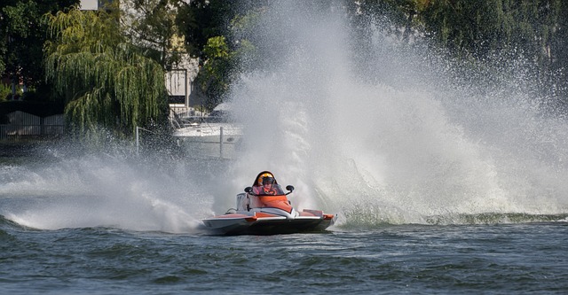 更是对其潜 更是对其潜