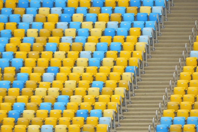 球員串聯間 球員串聯間